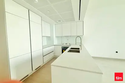 Luxury I High Floor| Park View|Multip Cheqs