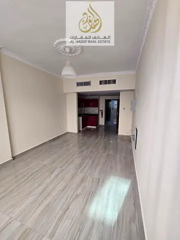 Annual Studio for Rent – Ajman 🌟 Great opportunity to rent a second-hand studio located in Al Rashidiya 2, behind Grand Mall. The location is highly