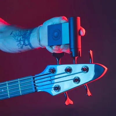 Roadie Bass Standalone Automatic Guitar Tuner