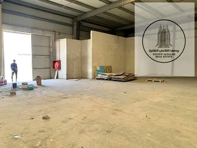 للإيجار في الصجعه الصناعبه  مستودع 2700 قدم  مسطح واحد  كهرباء 13 ك وات  سعر القدم 55 درهم  السعر 148 الف و500 درهم  جاهز للاستلام