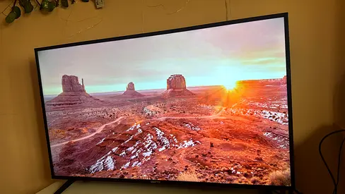 Geepas 58 Inch 4K Smart LED TV | Like 55 65 75 Inch | Excellent Condition
