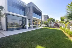 5 Bed + Maid | Corner Unit | Quick Access