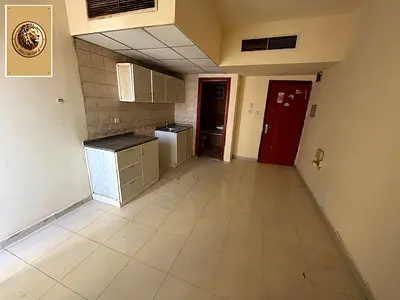 استوديو لقطة للإيجار السنوي - عجمان (الروضة 2) 🏠 ​هل تبحث عن الراحة والقرب من كل شيء؟ استوديو واسع ومميز في موقع استراتيجي بقلب الروضة 2!