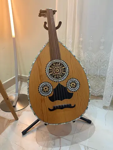 Beautifully Crafted Oud for Sale