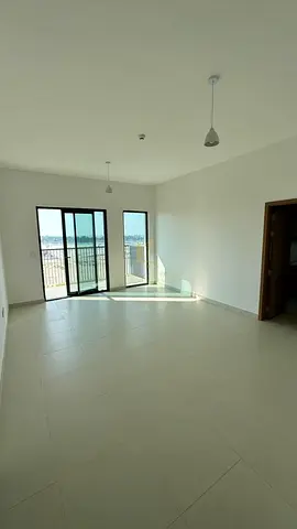 شقة جديدة للبيع في جزيرة مريم - الشارقة