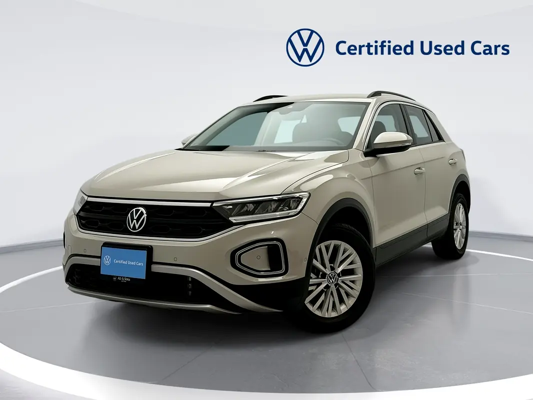 Volkswagen T-Roc 2024 — photo 1 of 20