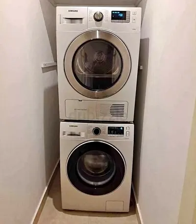 Samsung 8kg washer 8kg drayer separate stainless steel body same like new
