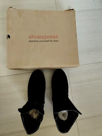 Shoe Express Brand Womens Black Ankle Boots with Box (Size - EUR 38)