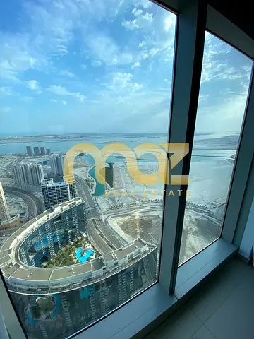 Elegant 2-Bedroom + Study in Gate Towers – Luxury