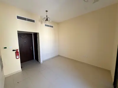 استديو منطقه العاليه  اول ساكن  بلكونه  تكييف مركزي  600 قدم  باركن فري