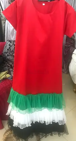 فستان راقي للعيد الوطني