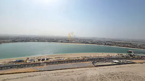 للبيع شقة فاخرة مفروشة  في برج لابلاج  مع اطلالة بحرية