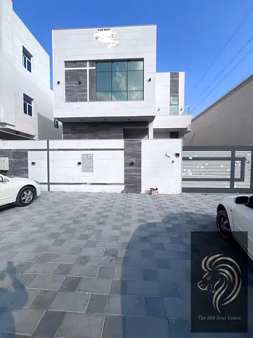 5 غرف نوم رئيسية | تصميم أنيق | للإيجار