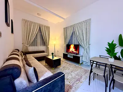 Two bedrooms and a living room, furnished, for monthly rent, first occupancy