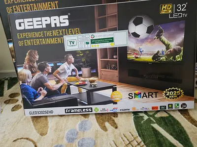 Geepas 32 Smart LED TV - GLED32025EHD