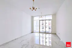 Spacious 1 BR l Vacant l Near Metro l Chiller Free