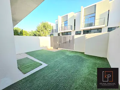 PRICE NEGOTIABLE | VACANT | NEAR POOL AND PARK | READY TO MOVEIN