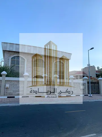 🏡 للبيع فيلا ديلوكس فاخرة في الشارقة – منطقة واسط (القوز)
