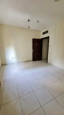 – غرفة وصالة للإيجار بسعر 29,000 فقط