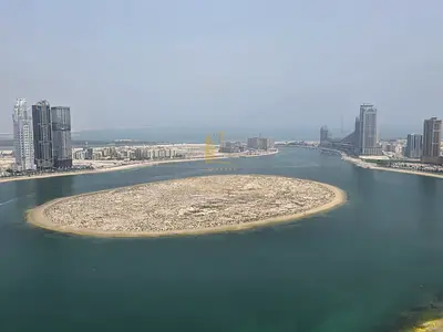 للبيع شقة مميزة مع ⁠اطلالة بحرية  في برج اساس
