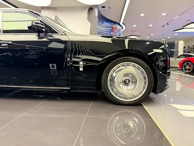 صورة 2 لـ 2025 ROLLS-ROYCE PHANTOM