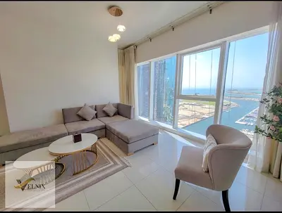 داماك: ارتقِ بمنزلك إلى عنان السماء. عنوان مميز في دبي. ارتقِ بأسلوب حياتك. شقة مفروشة بالكامل، غرفتا نوم، مشرقة.