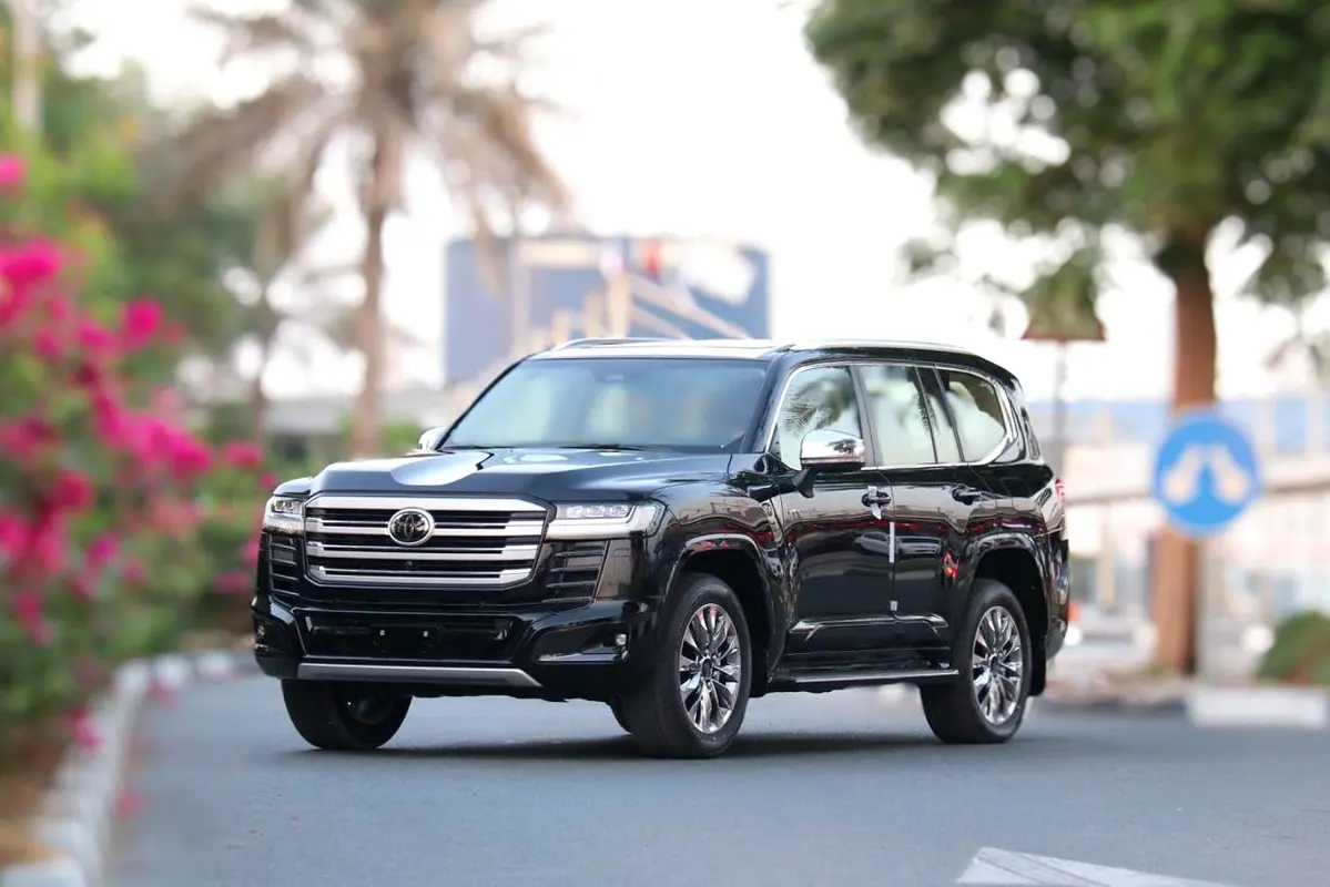 Toyota Land Cruiser 2026 — photo 1 of 15