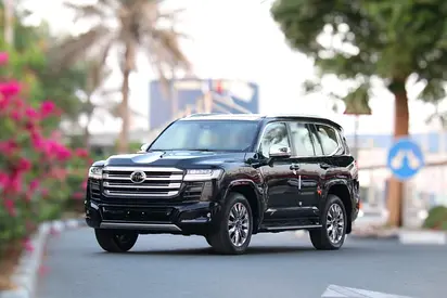 LAND CRUISER 3.5 HYBRID VX-V100 2026 - For Export