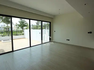 Bright & Spacious | Brand New | 3BR Townhouse