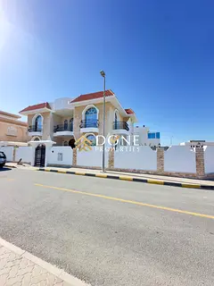 LUXURY 6BED ROOM VILLA WITH PRIVATE POOL FRONT OF PARK