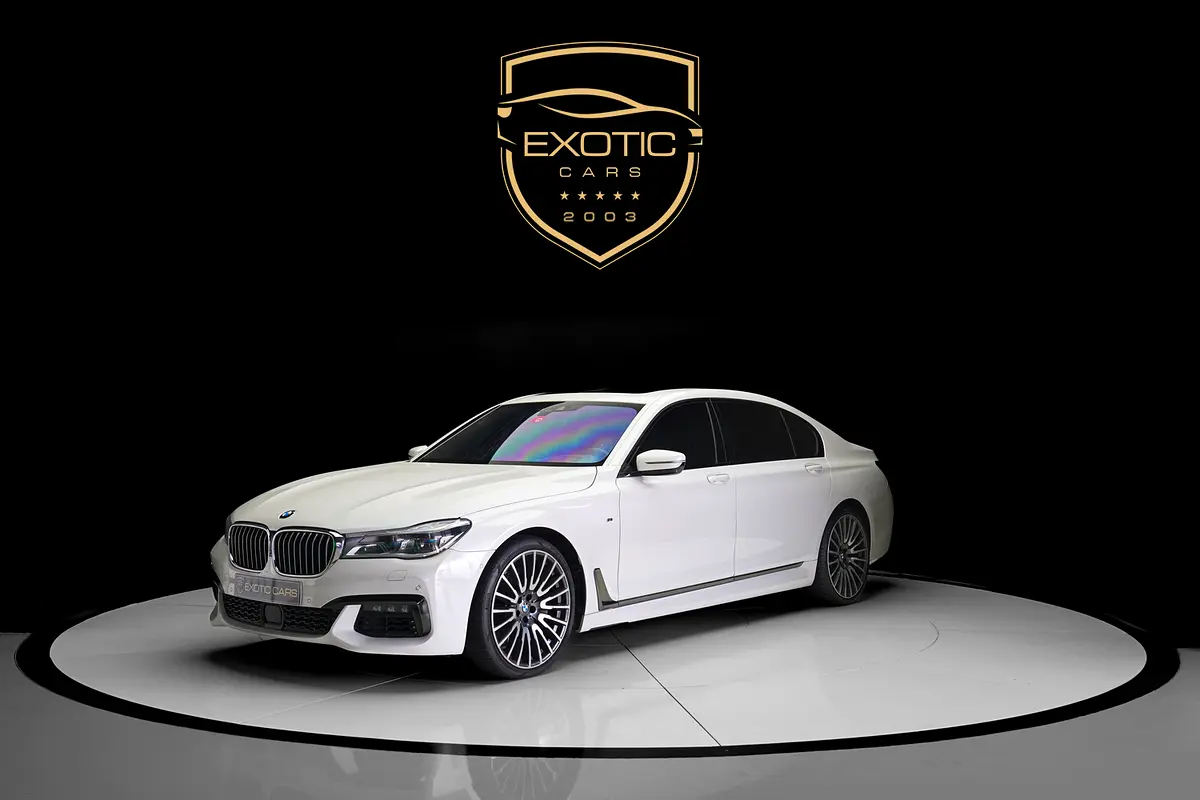 BMW 7-Series 2018 — photo 1 of 14