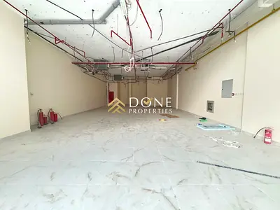30 days free luxury shop very prime lecation ready to move business area only jest 175k