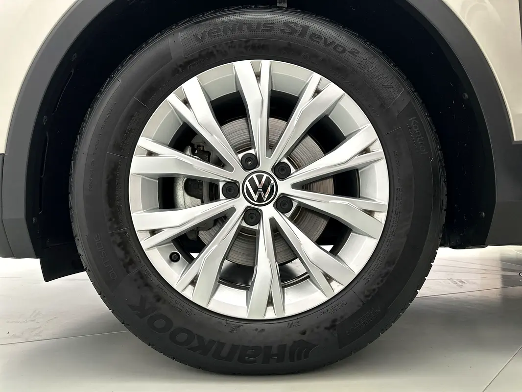 Volkswagen Tiguan 2024