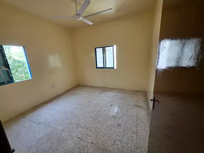 No cash deposit// spacious apartment 1bhk // balcony and free parking