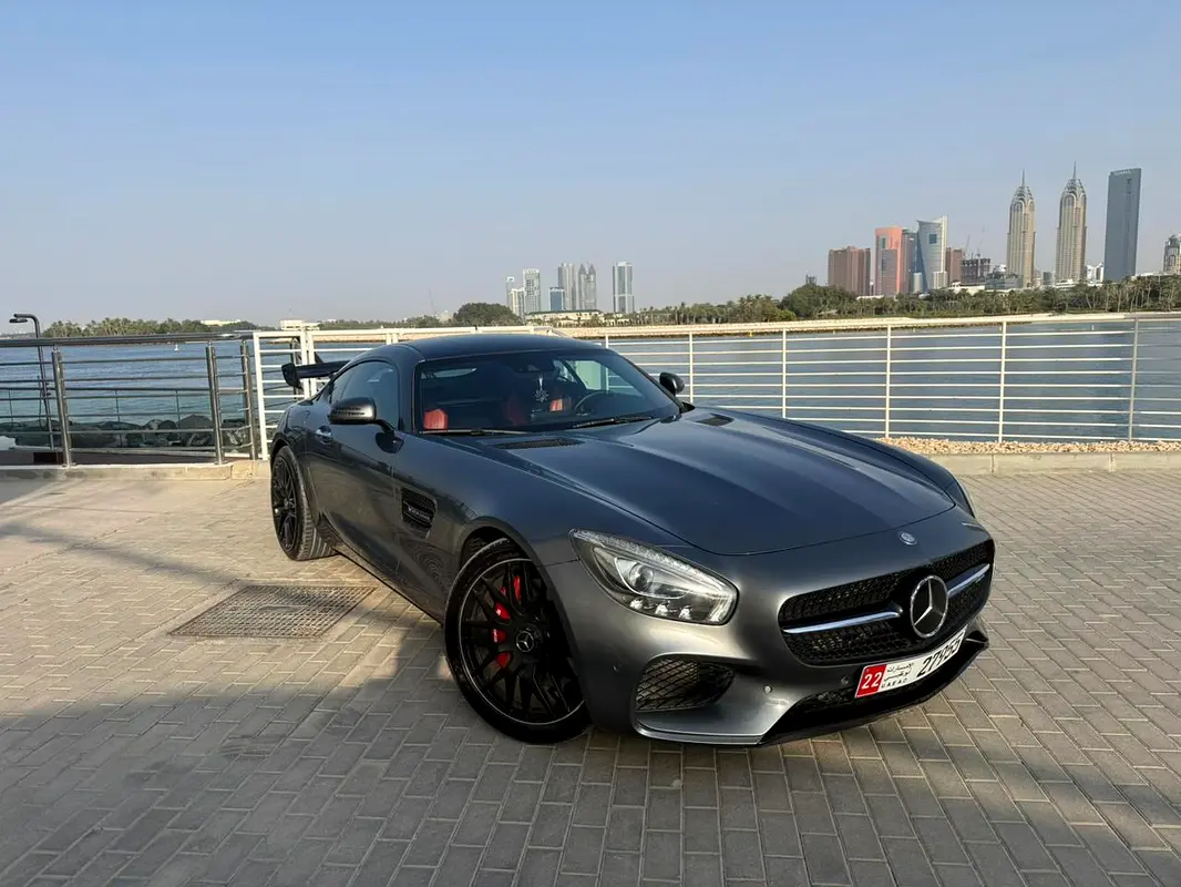Mercedes-Benz AMG 2016 — photo 1 of 10