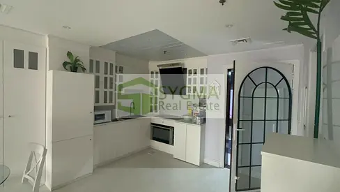 SPACIOUS ONE BEDROOM |MONTHLY OPTION AVAILABLE
