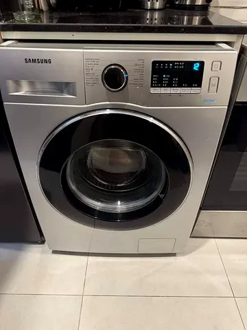 Samsung ecobubble 8kg washing machine silver colour same like new