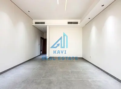 انغمس في الفخامة: فيلا واسعة للغاية مكونة من 5 غرف نوم مع مطبخ مغلق وموقف سيارات مجاني