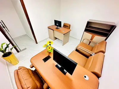 Fully Furnished office | Free utilities | Direct From Owner