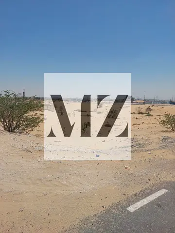 للبيع ارض تجارية زاوية في الحوشي