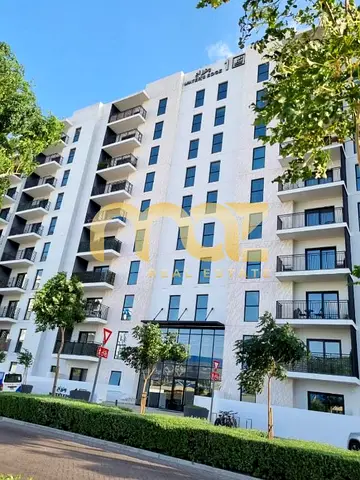 Community View | High Demand Are | Full Amenities