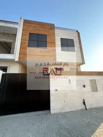 تاون هاوس 5 غرف للبيع في الحليو – شامل الكهرباء والماء والتسجيل – مع 2 روف