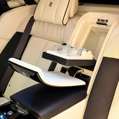 2025 ROLLS-ROYCE PHANTOM — миниатюра 18