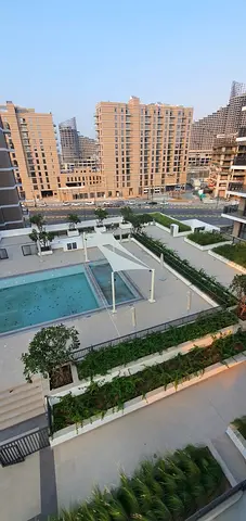 للإيجار شقة 3 غرف وصالة في جزيرة مريم مبنى جواهر