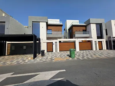 Villa in Al Yasmin, first occupancy, consisting of 5 master bedrooms, a living room, a majlis, and a roof terrace.