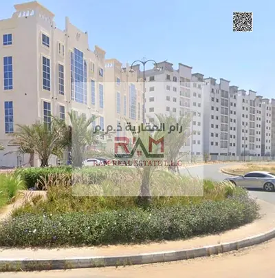 شقة لقطة للبيع في الاميره المرحلة الثالثة بسعر معقول