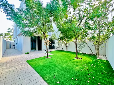 Corner unit. 3br+ maid room - Specious backyard with elegant finishing