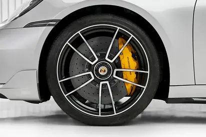 2025 Porsche 911 thumbnail 11