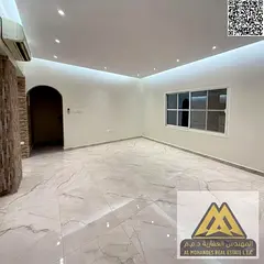 5 very spacious master bedrooms | 7 bathrooms | Maid's room | Large living room | Private indoor