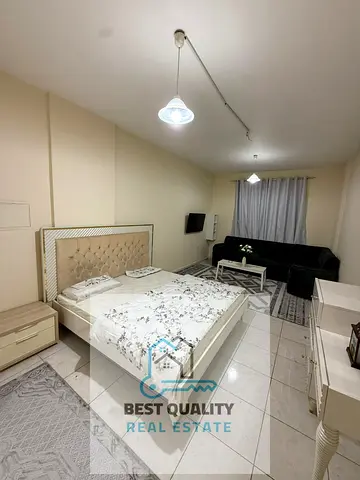 Well-maintained studio apartment for rent on King Faisal Street
